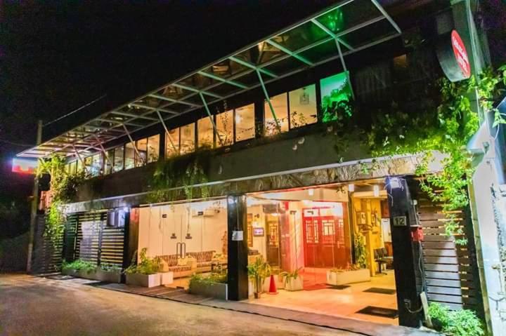Chinese Lotus Luxapathiya - Shanghai Hotel Moratuwa Exterior photo
