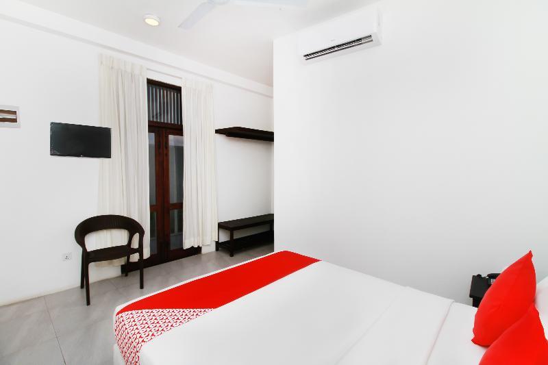 Chinese Lotus Luxapathiya - Shanghai Hotel Moratuwa Exterior photo